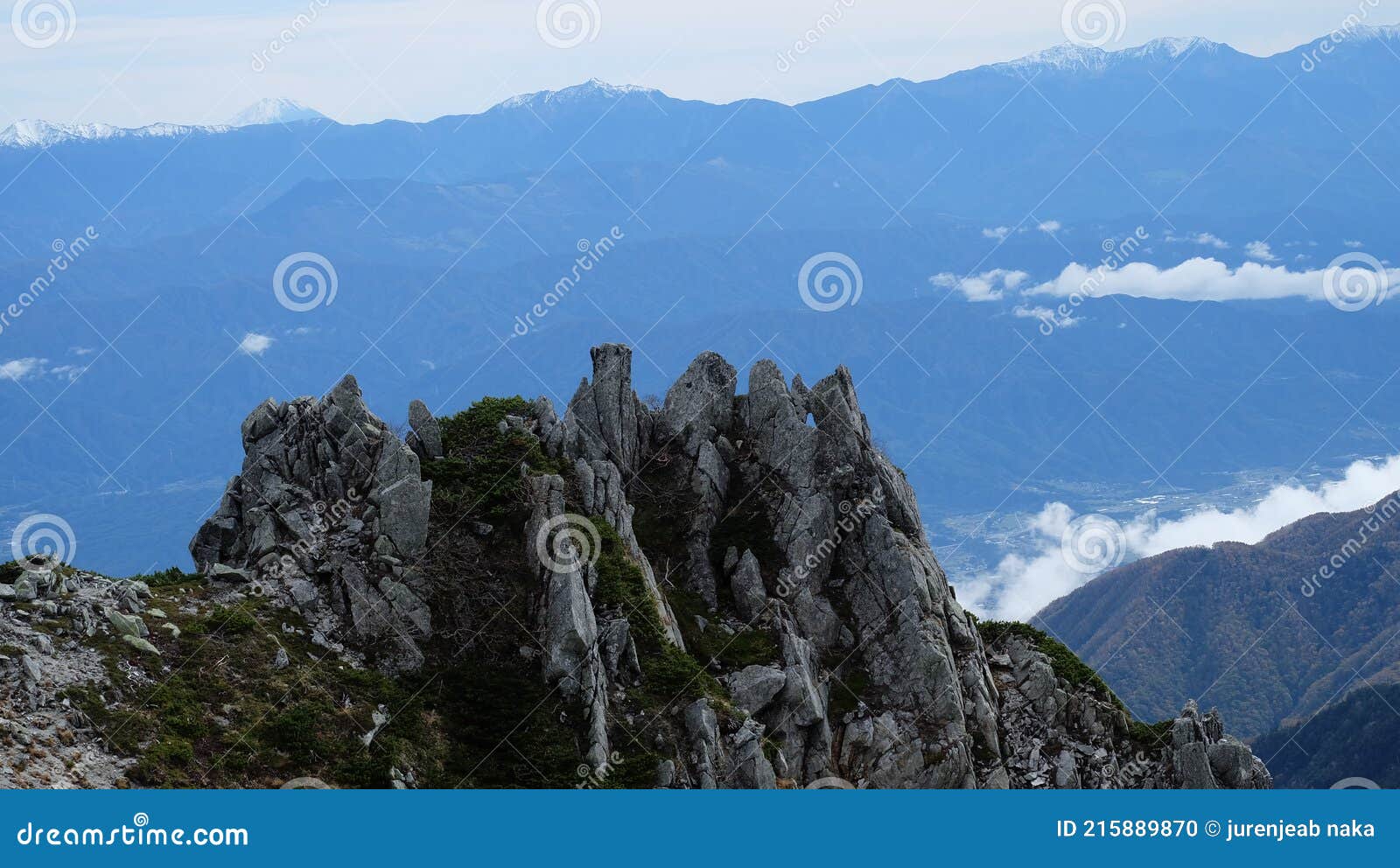 hiking to senjojiki cirque, nagano, japan